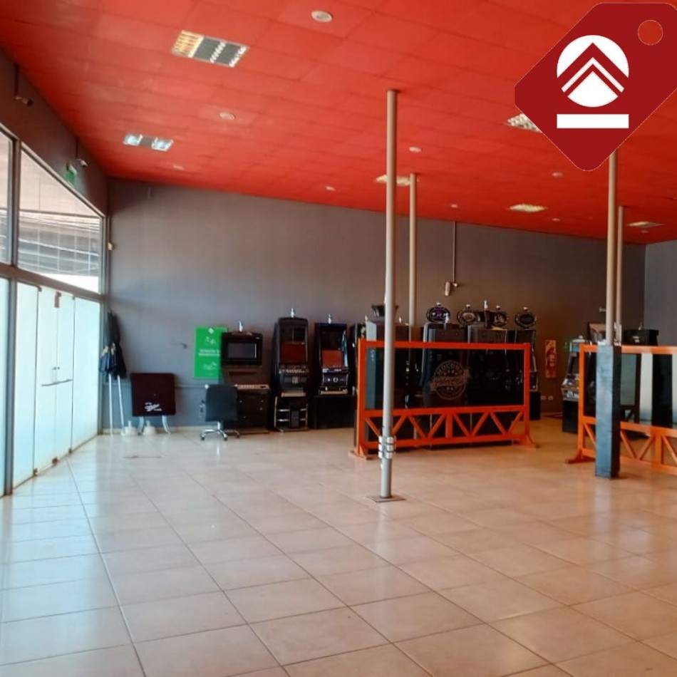 SE VENDE LOCAL COMERCIAL