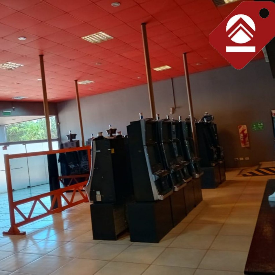 SE VENDE LOCAL COMERCIAL